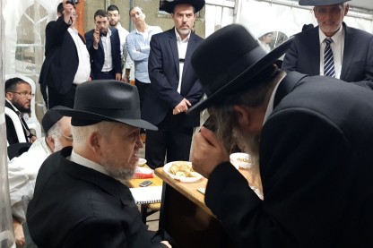 הרב מאיר מאזוז, ניחום אבלים