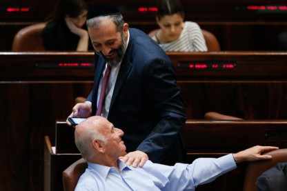 אריה דרעי, יעקב פרי