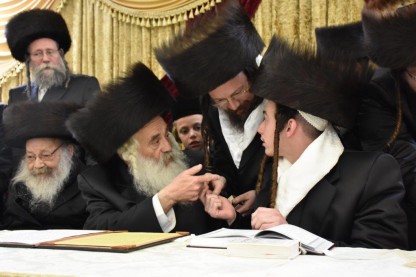 שומרי אמונים