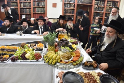 טו בשבט, אשלג