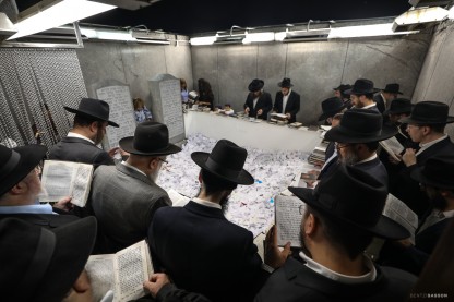 הרבי מליובאוויטש, ג\' תמוז, אוהל חב\"ד, ציון