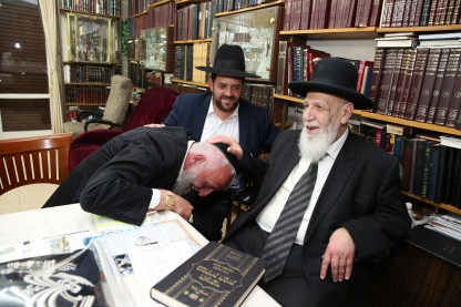 חכם שלום, אריה כהן