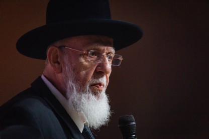 חכם שלום